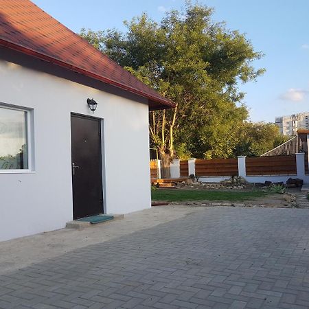 Ethnic House In Town Center Villa Cahul Exterior photo